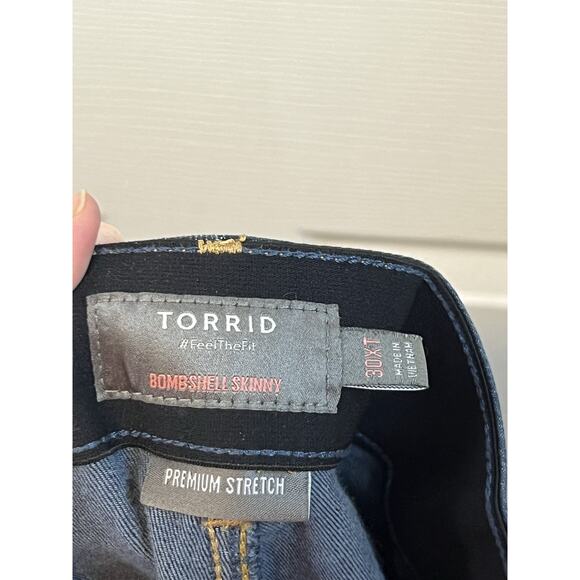 Torrid Premium Bombshell Skinny Jeans Size 30 Extra tall - Picture 6 of 12